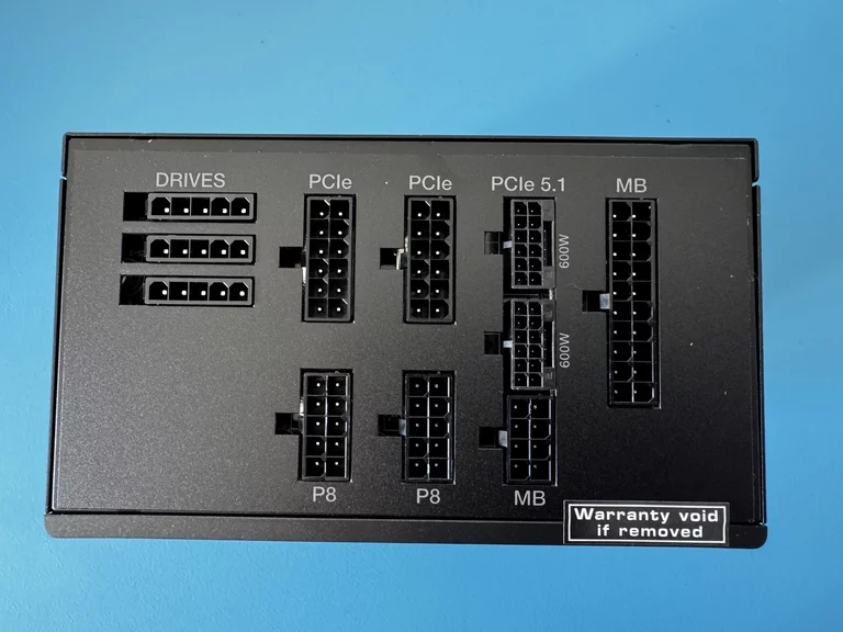 Netzteil be quiet! Straight Power 12 1200W Anschlüsse